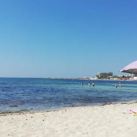 Casa In Pieno Centro Storico Vicino Ostuni E La Riserva Di Torre Quaceto